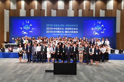 文化创意绽放东瀛 我校旅游管理专业韩国参赛斩获佳绩的行与思